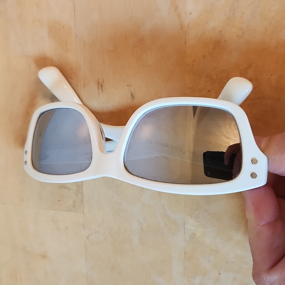 Marc by Marc Jacobs White Sunglasses - Picture 7 of 9